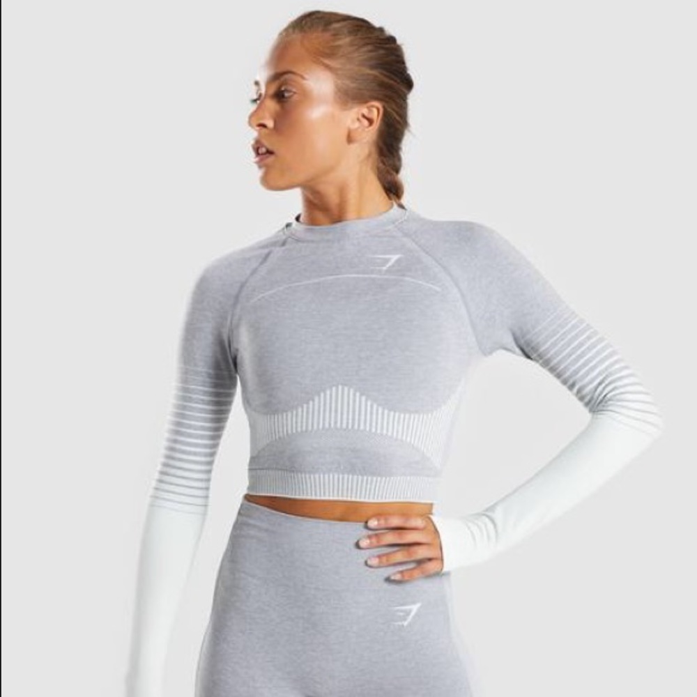 Gymshark Amplify Long Sleeve Crop Top Light Grey